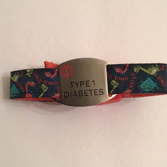 NWOT MEDICAL ID TYPE 1 DIABETES BRACELET WRISTBAND - Picture 1 of 6